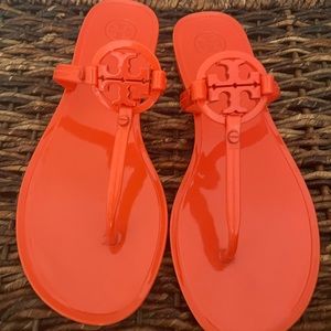 New: Tory Burch Rubber/Jelly Thong Sandals
Size 8